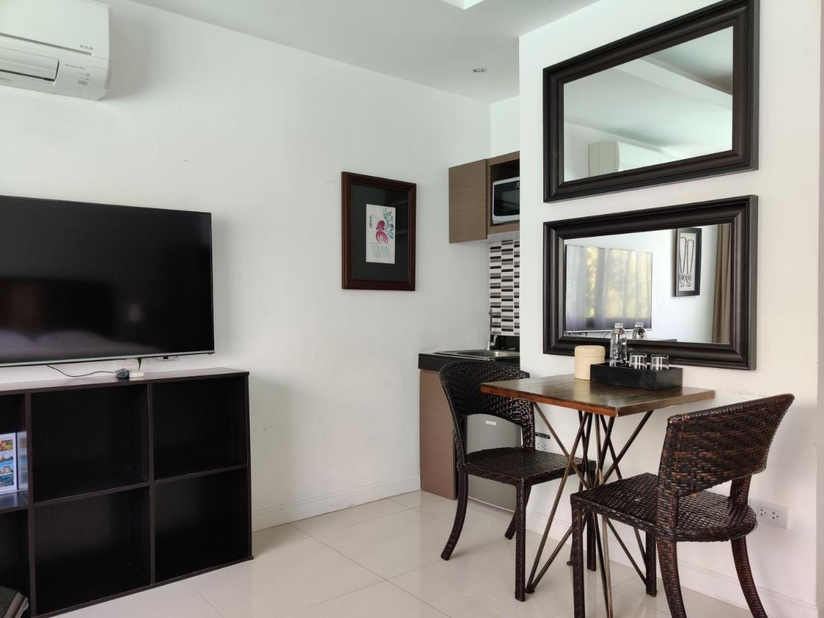 Hotel Check In Saladaeng (Adults Only) Bangkok Exterior foto