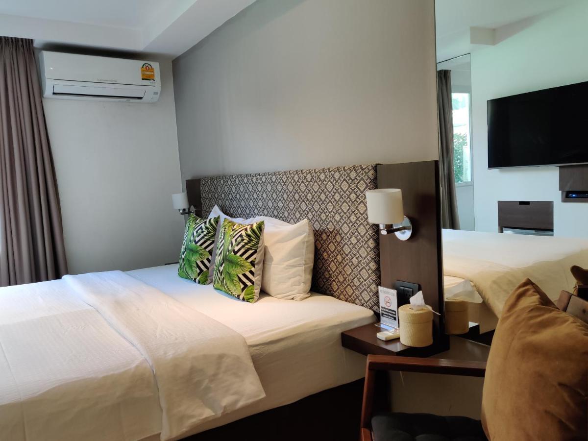 Hotel Check In Saladaeng (Adults Only) Bangkok Exterior foto