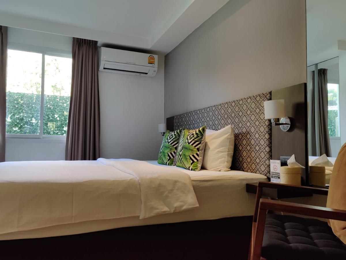 Hotel Check In Saladaeng (Adults Only) Bangkok Exterior foto